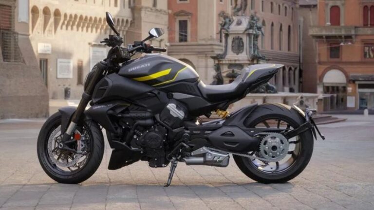 डुकाटीची मस्क्युलर ‘Diavel V4 Black Roadster’ बाईक भारतात लाँच; किंमत 29.98 लाख